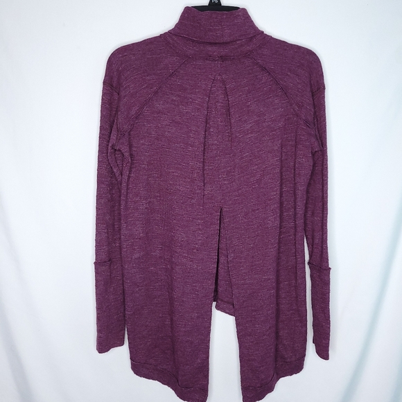 FREE PEOPLE WE THE FREE Split Back Turtleneck Long Sleeve Women's Top XS - Picture 12 of 12